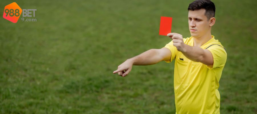 Bí quyết bắt kèo thẻ phạt chính xác dành cho bet thủ